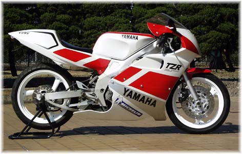 YAMAHA TZR250 3MA 後方排気用部品 - blog.knak.jp